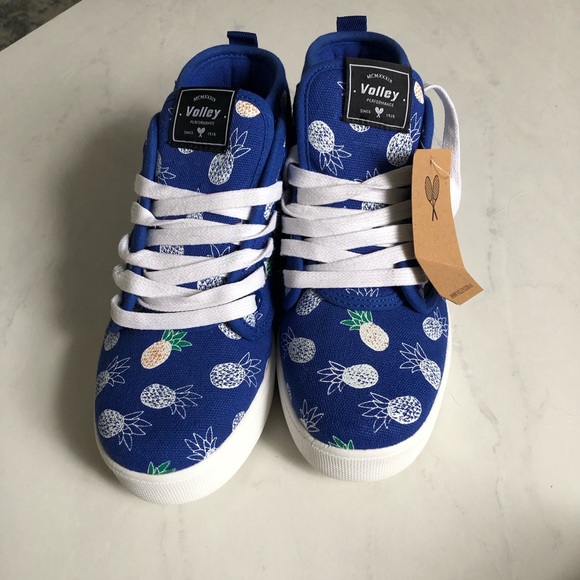 NWT Volley Australia pineapple sneakers - Picture 3 of 6